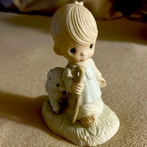 Precious Moments He Leadeth Me